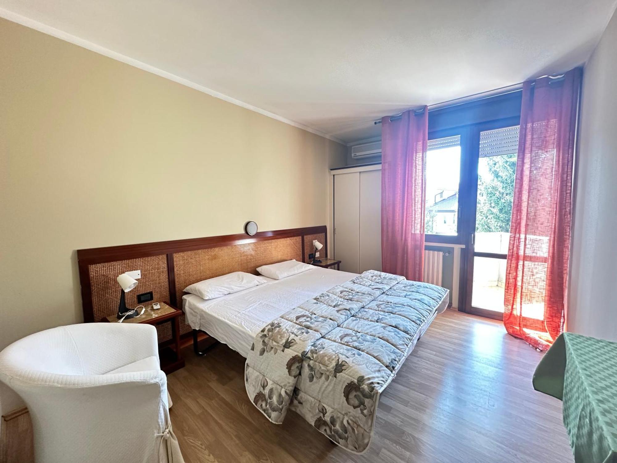Hotel Battaglia Батталья-Терме Екстер'єр фото